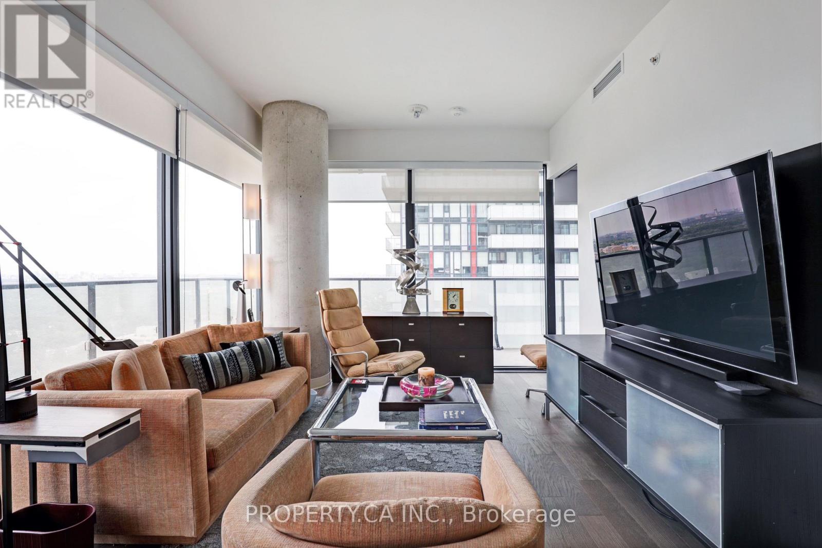 3004 - 161 ROEHAMPTON AVENUE, Toronto, Ontario