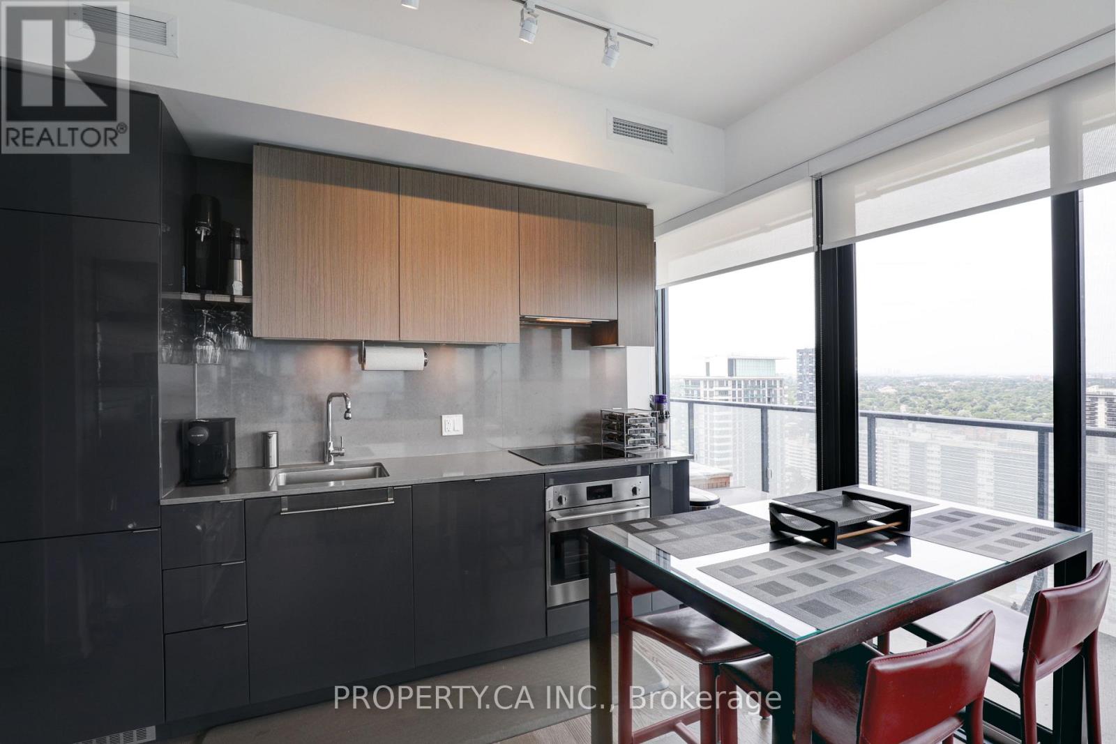 3004 - 161 Roehampton Avenue, Toronto, Ontario  M4P 0C8 - Photo 12 - C13686058