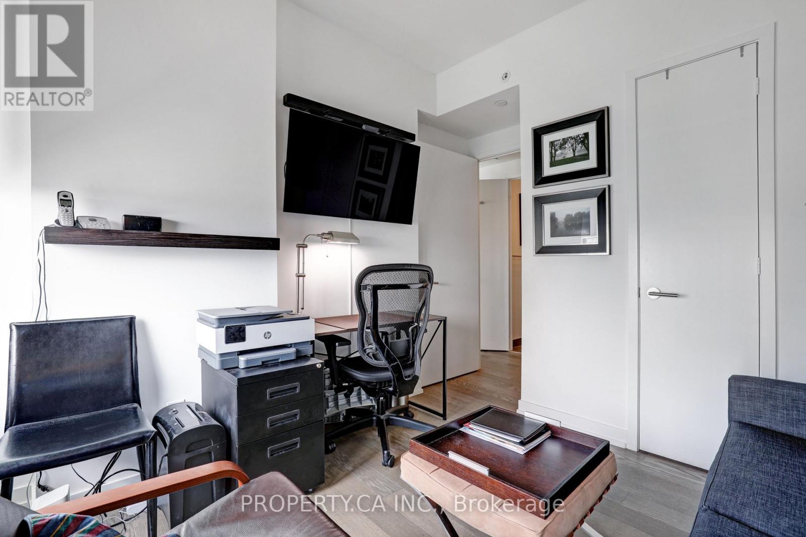 3004 - 161 Roehampton Avenue, Toronto, Ontario  M4P 0C8 - Photo 9 - C13686058