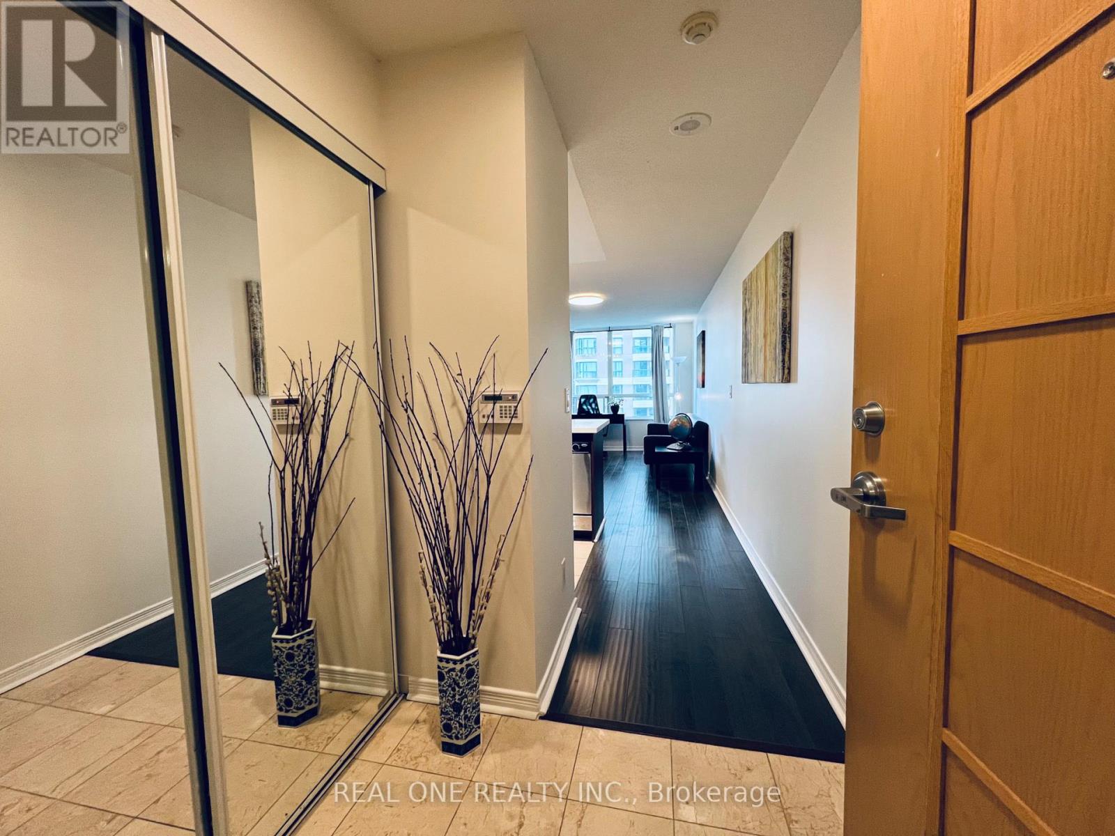 801 - 503 Beecroft Road, Toronto, Ontario  M2N 0A2 - Photo 4 - C13686060