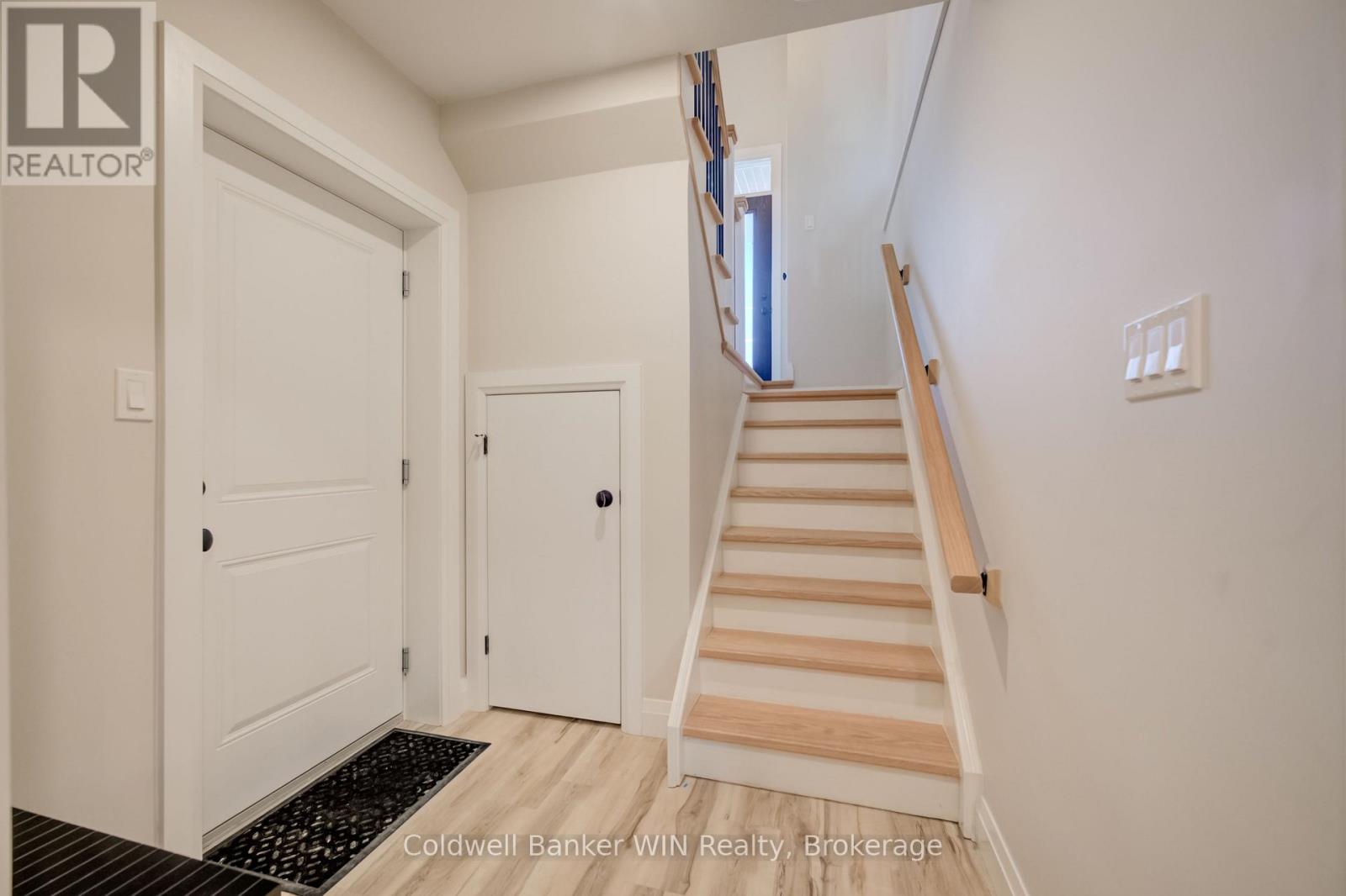 430 Wellington Street E, Wellington North (Mount Forest), Ontario  N0G 2L4 - Photo 24 - X13686044