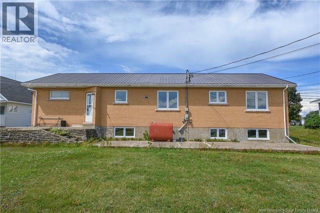 301 Acadie Street, Grande-Anse, New Brunswick  E8N 1J7 - Photo 6 - NB146163