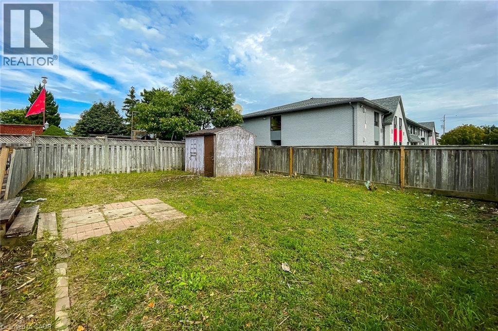 126 Fairington Crescent, Hamilton, Ontario  L8E 3N4 - Photo 8 - 40855211