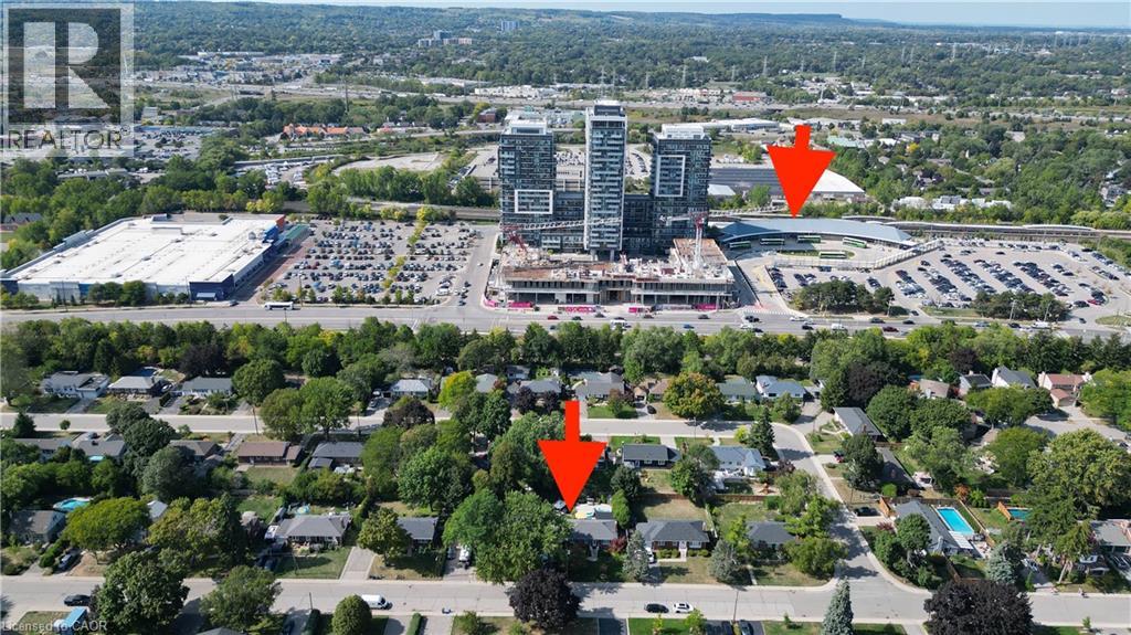 2105 Maplewood Drive, Burlington, Ontario  L7R 2C6 - Photo 6 - 40856104