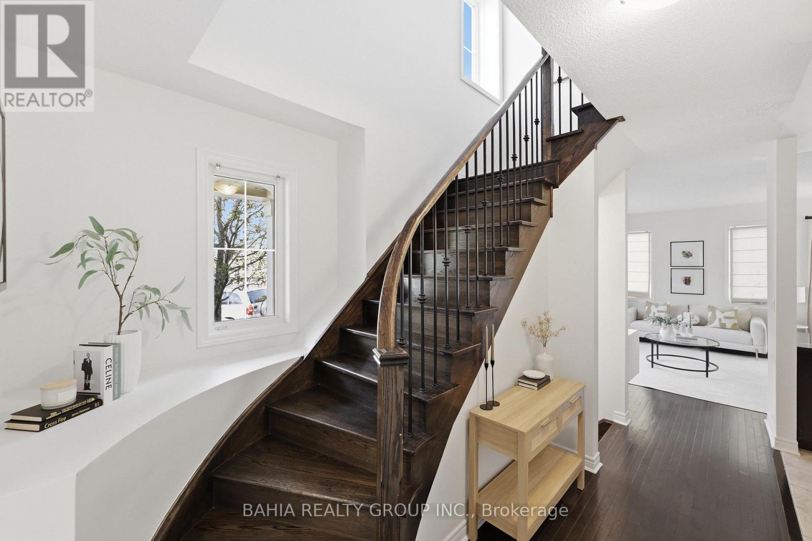 55 Cedar Lake Crescent E, Brampton, Ontario  L6Y 0P9 - Photo 19 - W13685966