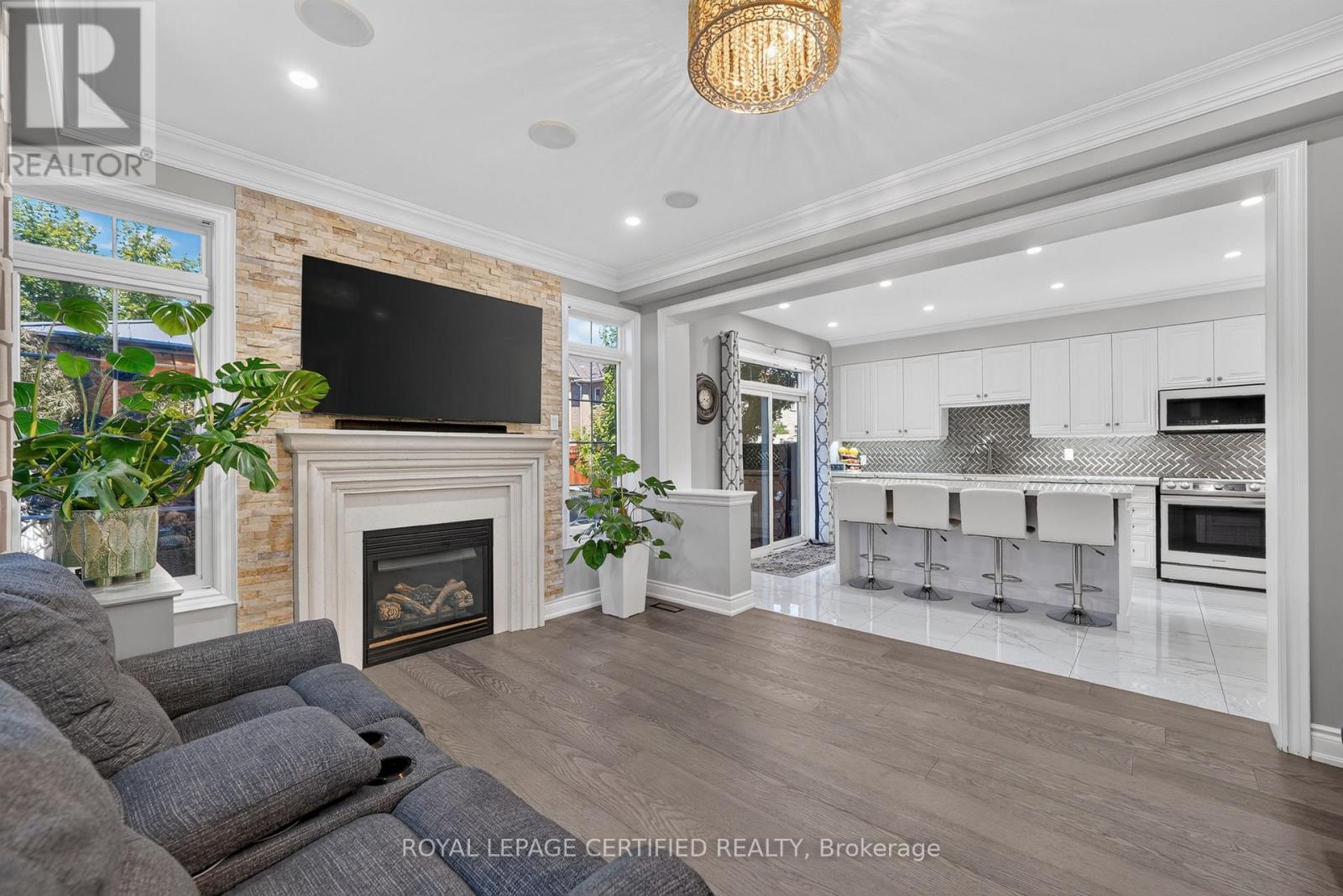 2561 Grand Oak Trail, Oakville, Ontario  L6M 0R4 - Photo 27 - W13686000