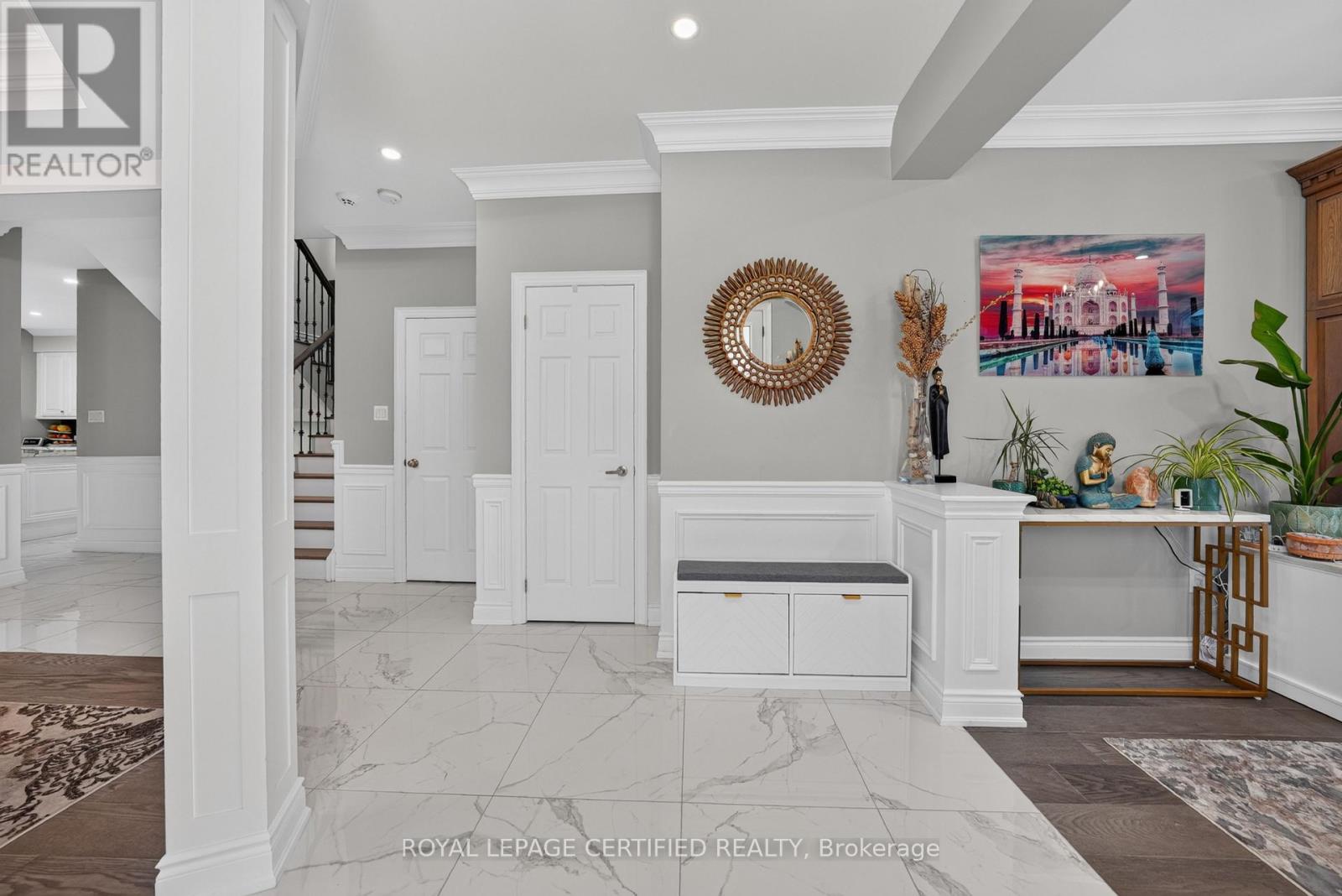 2561 Grand Oak Trail, Oakville, Ontario  L6M 0R4 - Photo 9 - W13686000