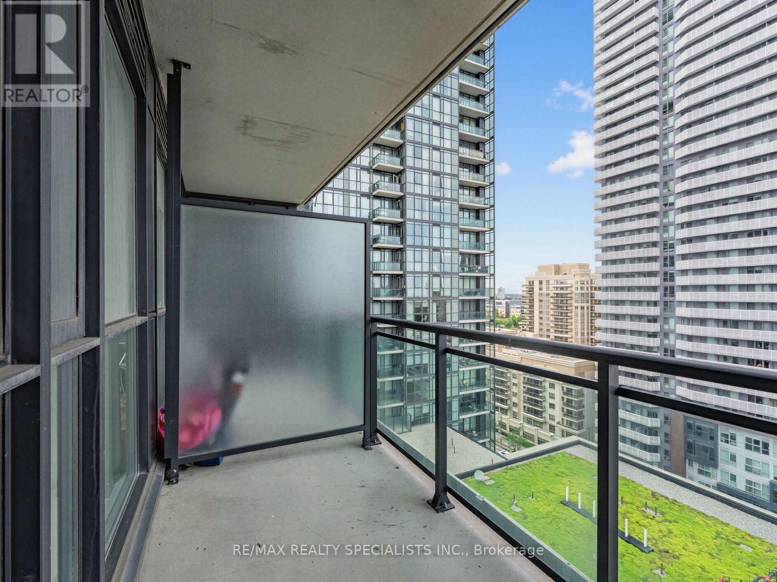 1401 - 4065 Brickstone Mews, Mississauga, Ontario  L5B 0G3 - Photo 16 - W13686056
