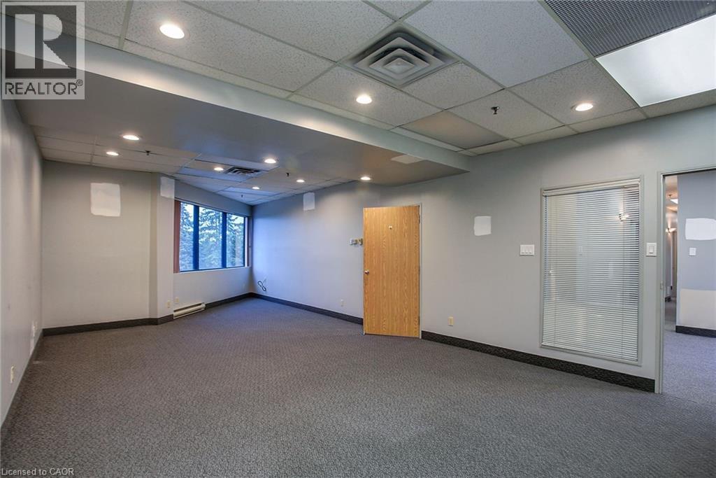 2140 Winston Park Drive Unit# 202, Oakville, Ontario  L6H 5W1 - Photo 4 - XH4184056