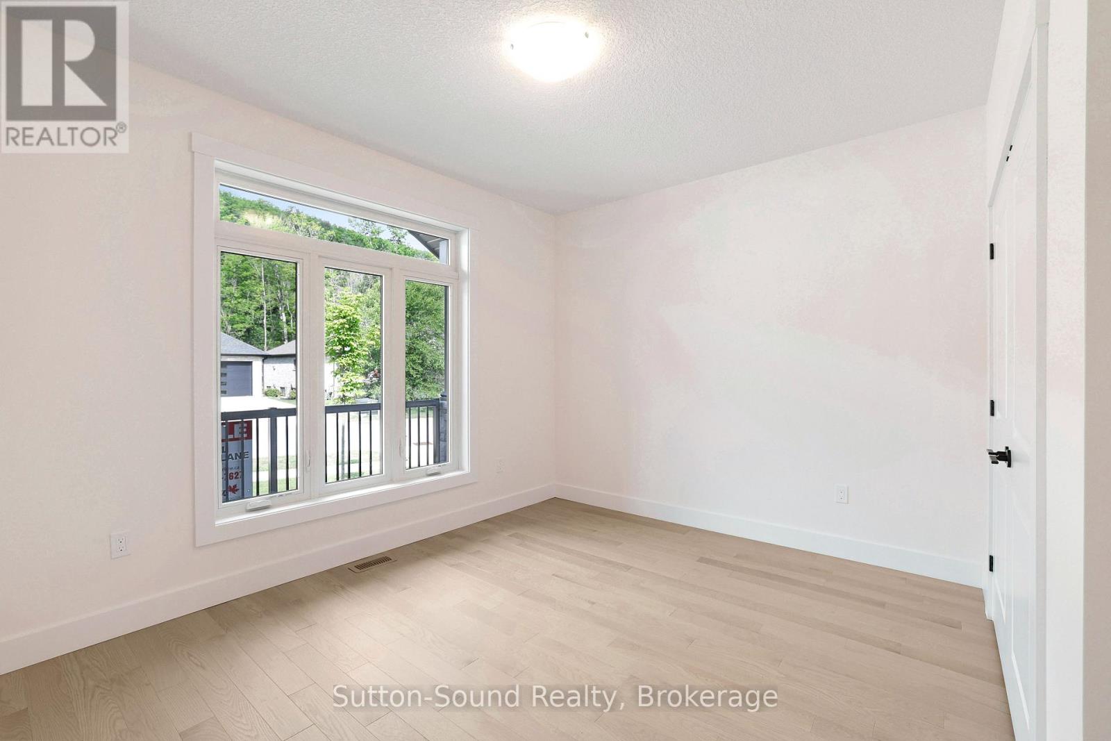 325 6th Avenue W, Owen Sound, Ontario  N4K 0E4 - Photo 28 - X12374657