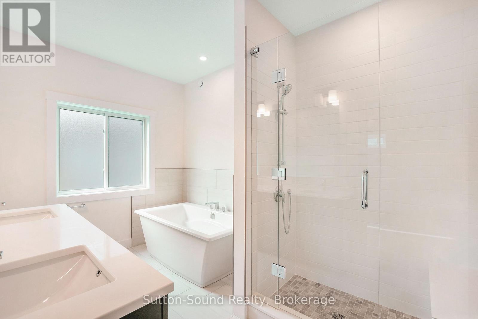 325 6th Avenue W, Owen Sound, Ontario  N4K 0E4 - Photo 26 - X12374657