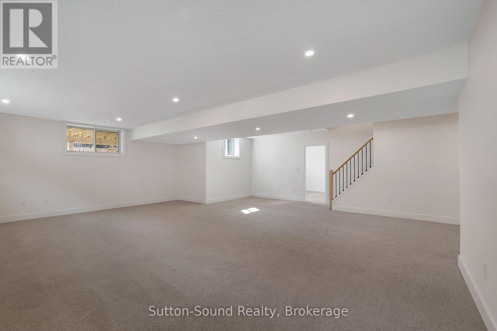 325 6th Avenue W, Owen Sound, Ontario  N4K 0E4 - Photo 32 - X12374657