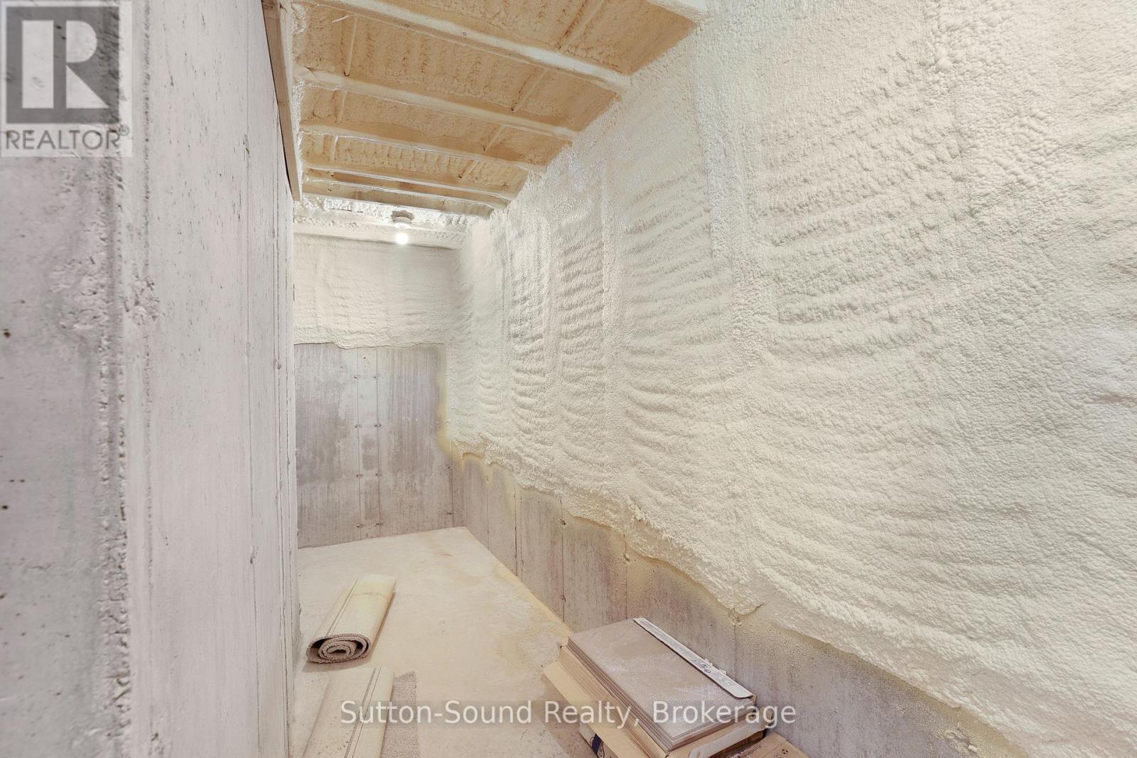 325 6th Avenue W, Owen Sound, Ontario  N4K 0E4 - Photo 39 - X12374657