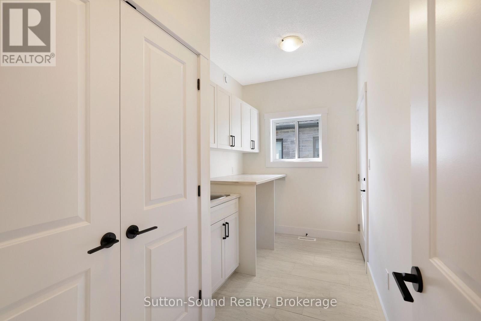 325 6th Avenue W, Owen Sound, Ontario  N4K 0E4 - Photo 40 - X12374657