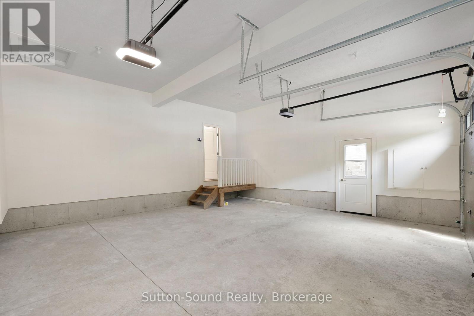 325 6th Avenue W, Owen Sound, Ontario  N4K 0E4 - Photo 42 - X12374657
