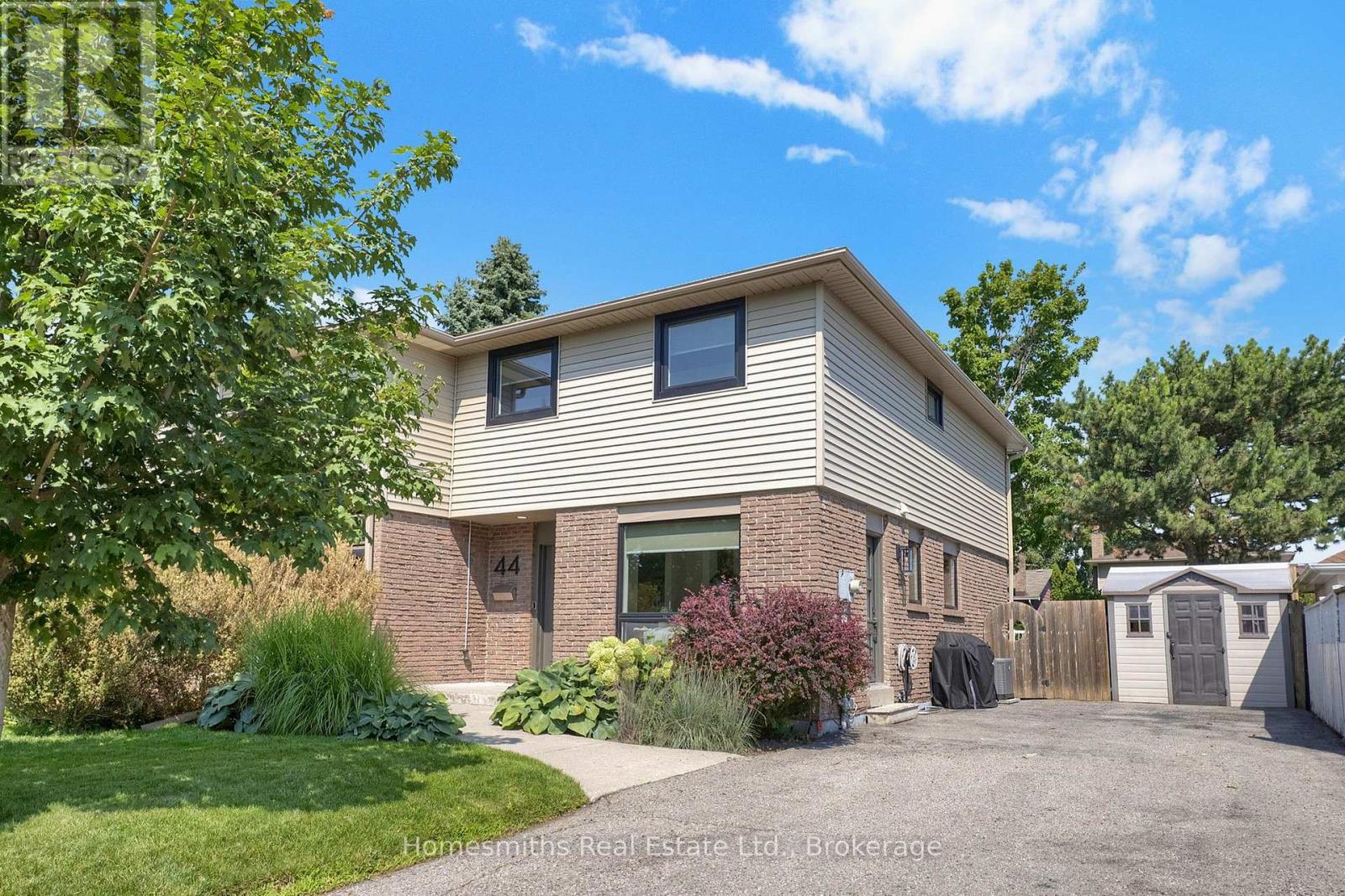 44 Loscombe Drive, Clarington, Ontario  L1C 3S9 - Photo 1 - E13686122