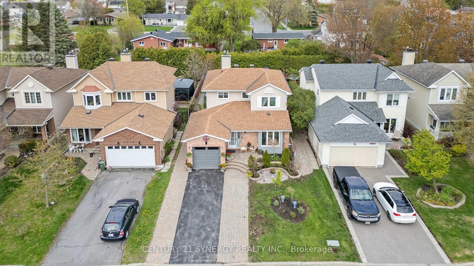 1728 Teakdale Avenue, Ottawa, Ontario  K1C 6M7 - Photo 1 - X13147554