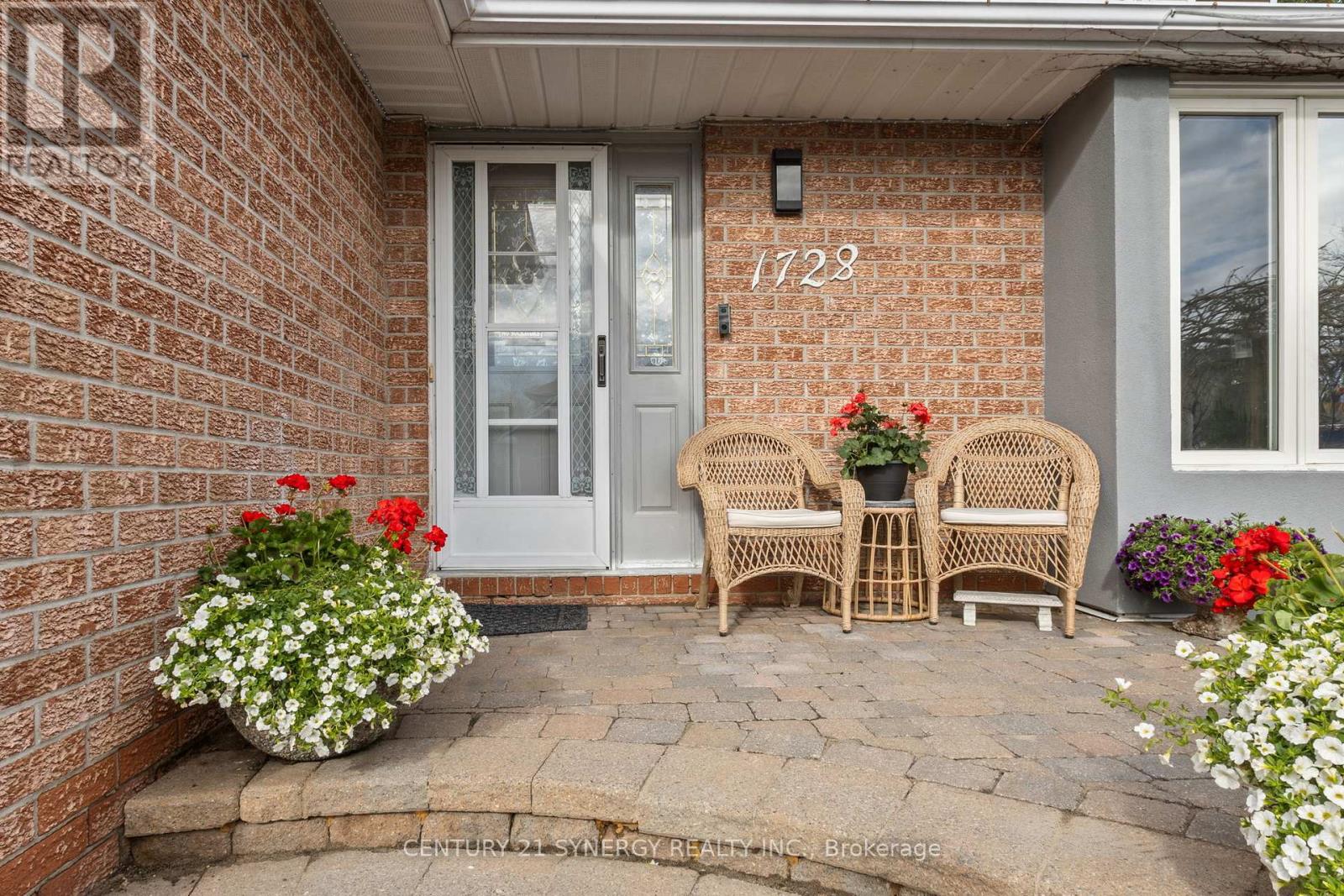 1728 Teakdale Avenue, Ottawa, Ontario  K1C 6M7 - Photo 4 - X13147554