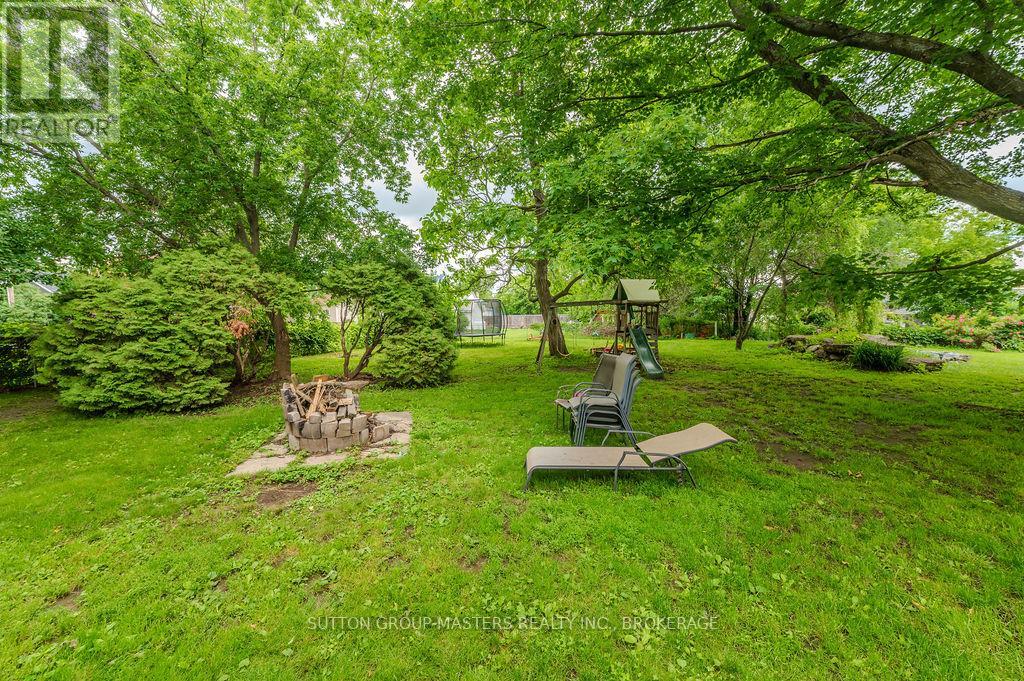 27 West Street W, Stone Mills (Stone Mills), Ontario  K0K 1Z0 - Photo 8 - X13686146