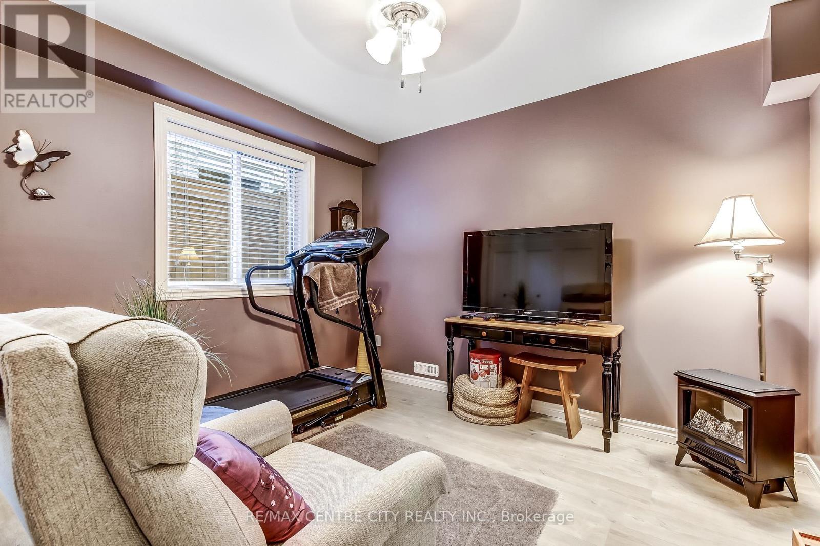 20 Ensley Place, Central Elgin, Ontario  N5L 0A1 - Photo 25 - X13686088