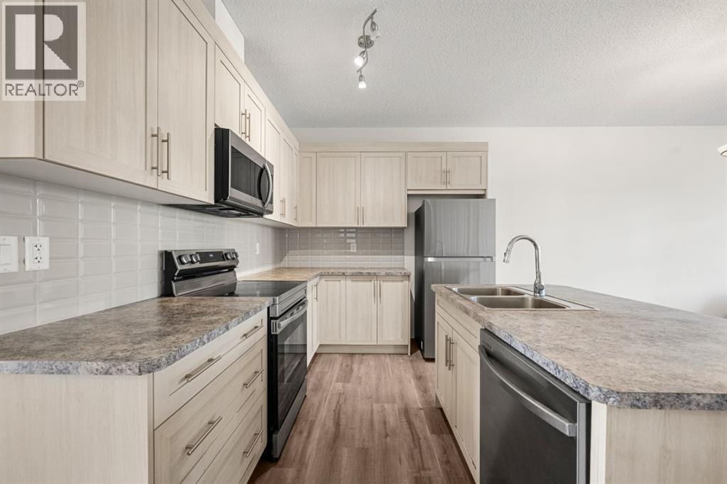 61 Cityline Gate NE, Calgary, Alberta  T3N 2H4 - Photo 9 - A2337939