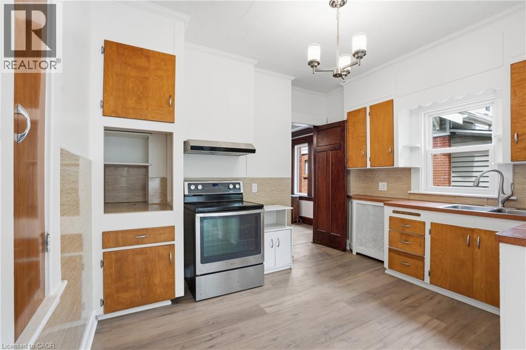 167 Balmoral Avenue S, Hamilton, Ontario  L8M 3K2 - Photo 10 - 40831742