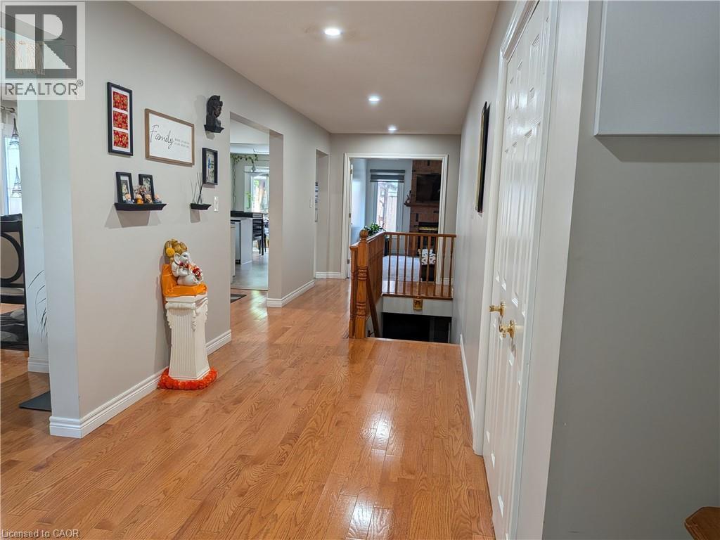 45 Caswell Drive Unit# Upper, Hamilton, Ontario  L9C 7N3 - Photo 3 - 40856414