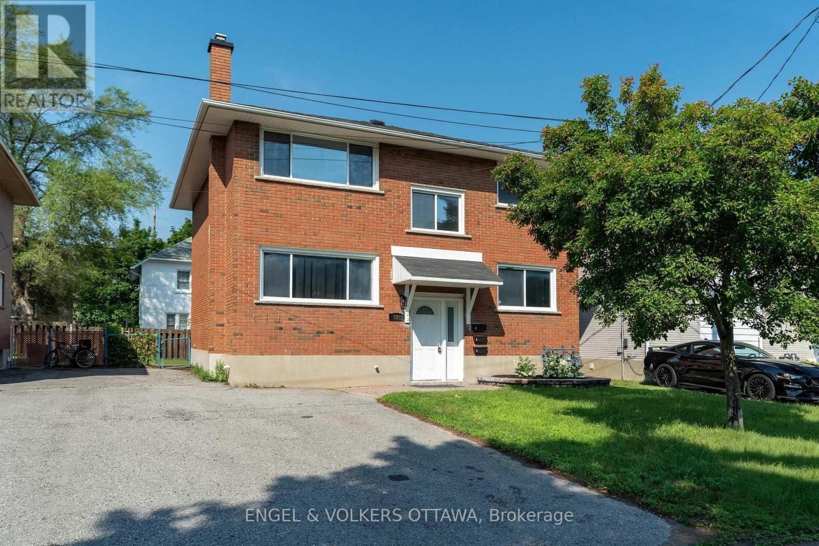 3 - 896 Pinewood Crescent, Ottawa, Ontario  K2B 5Y4 - Photo 2 - X13686206