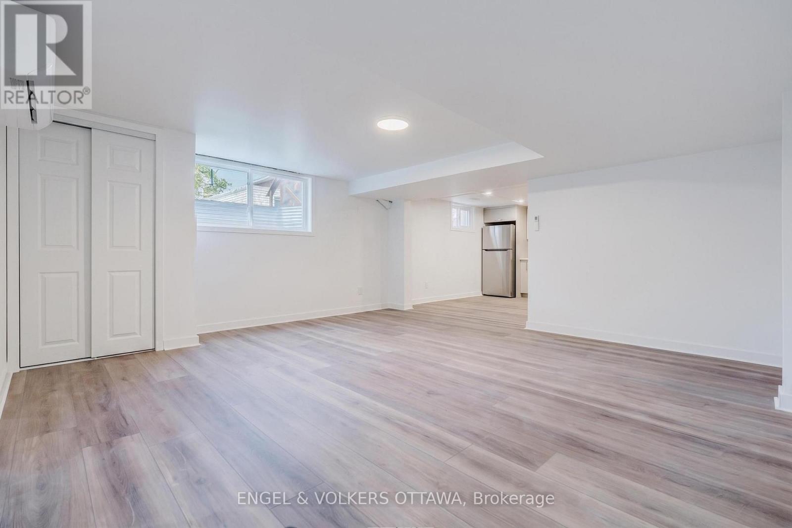 3 - 896 Pinewood Crescent, Ottawa, Ontario  K2B 5Y4 - Photo 25 - X13686206
