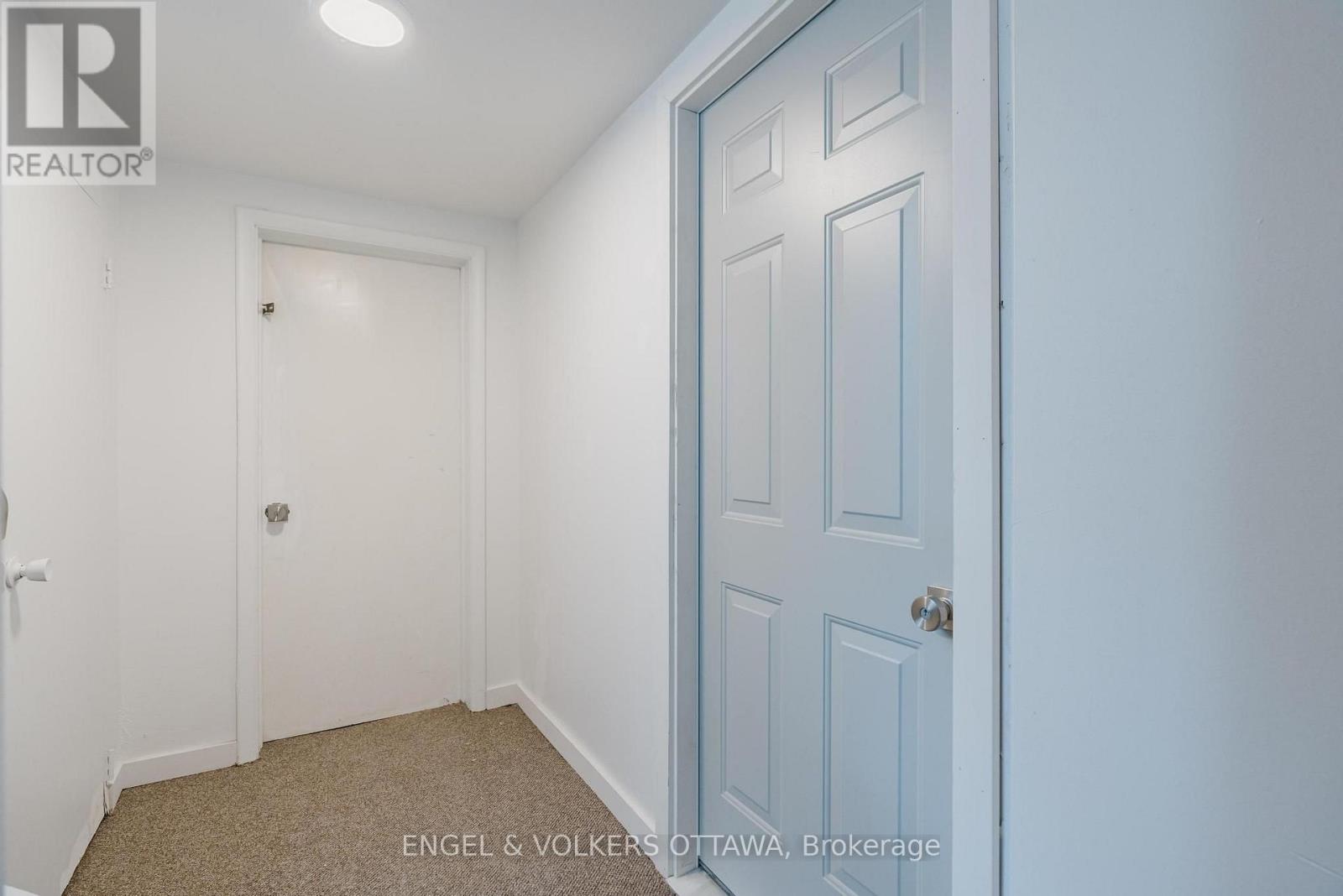 3 - 896 Pinewood Crescent, Ottawa, Ontario  K2B 5Y4 - Photo 26 - X13686206