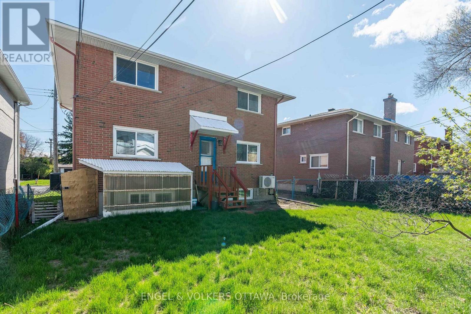 3 - 896 Pinewood Crescent, Ottawa, Ontario  K2B 5Y4 - Photo 31 - X13686206