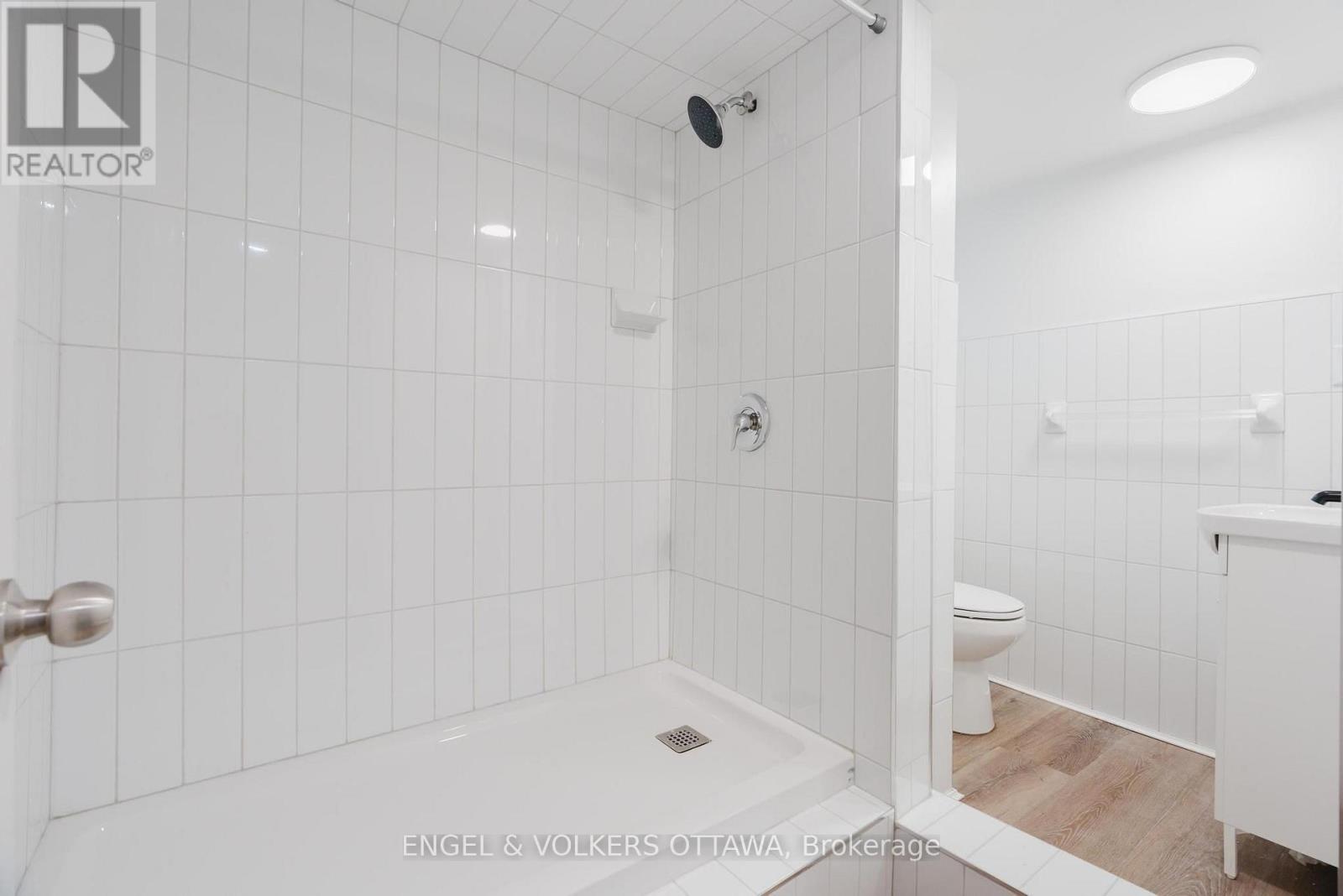 3 - 896 Pinewood Crescent, Ottawa, Ontario  K2B 5Y4 - Photo 9 - X13686206