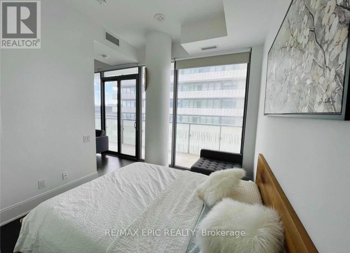 4705 - 50 Charles Street E, Toronto, Ontario  M4Y 0C3 - Photo 5 - C13686094
