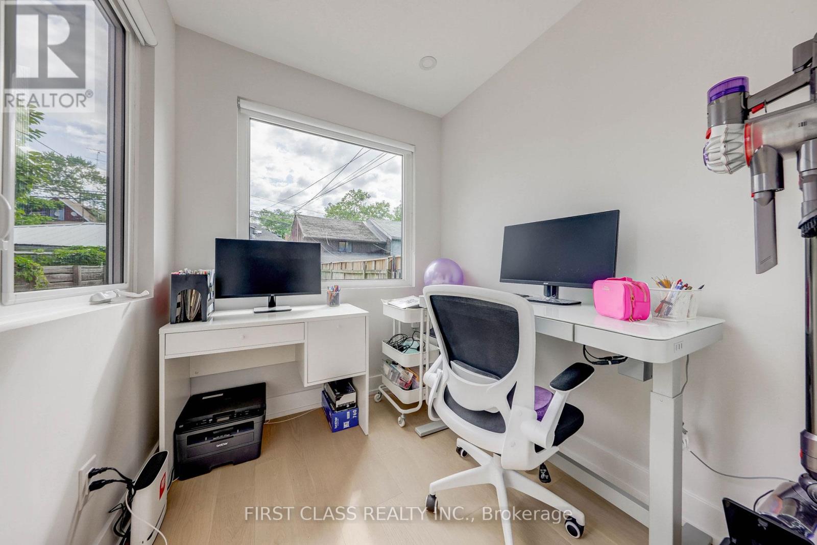 431 Roxton Road, Toronto, Ontario  M6G 3R5 - Photo 11 - C13686134