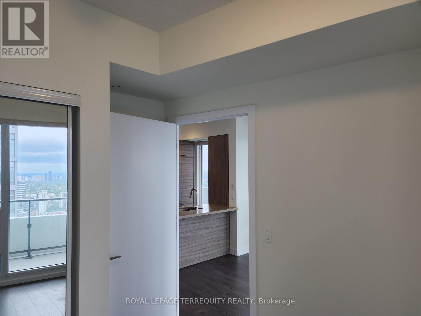3803 - 2221 Yonge Street, Toronto, Ontario  M4S 0B8 - Photo 9 - C13686138