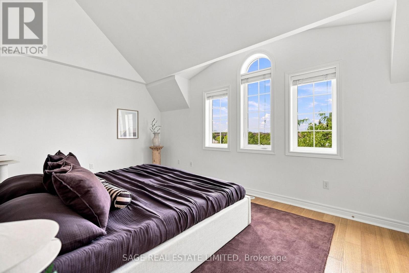 35 Brockville Street, Toronto, Ontario  M4E 0A7 - Photo 15 - E13686158