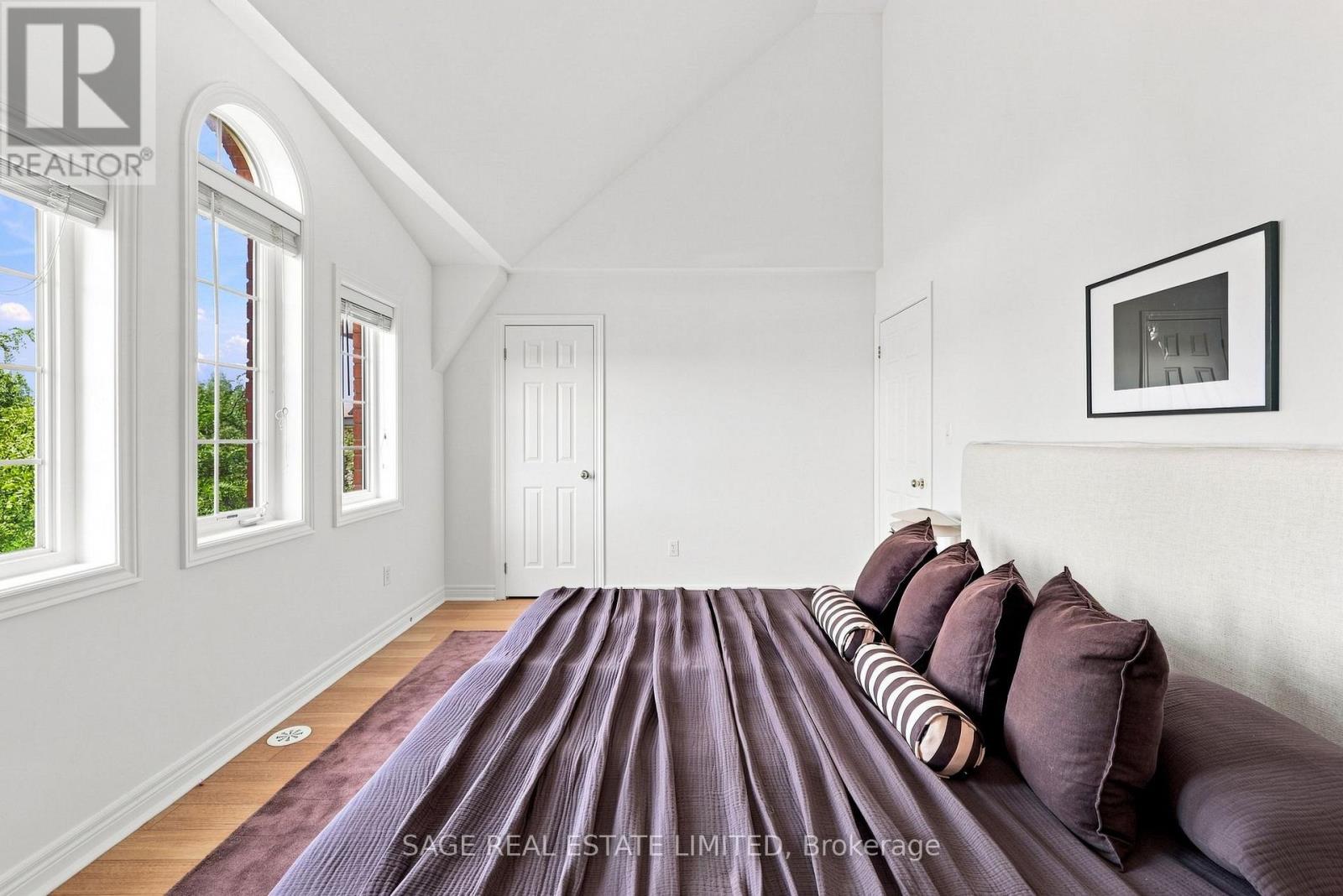 35 Brockville Street, Toronto, Ontario  M4E 0A7 - Photo 19 - E13686158