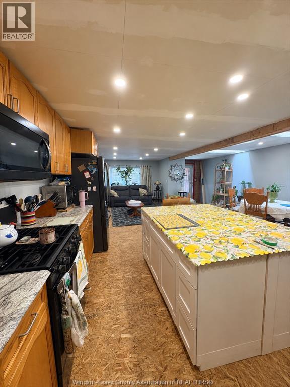 187 Dana Drive, Essex, Ontario  N8M 2Y6 - Photo 8 - 26020093