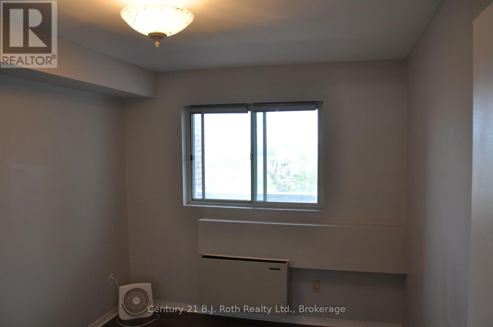 416 - 126 Bell Farm Road, Barrie (Alliance), Ontario  L4M 6J3 - Photo 8 - S13686152