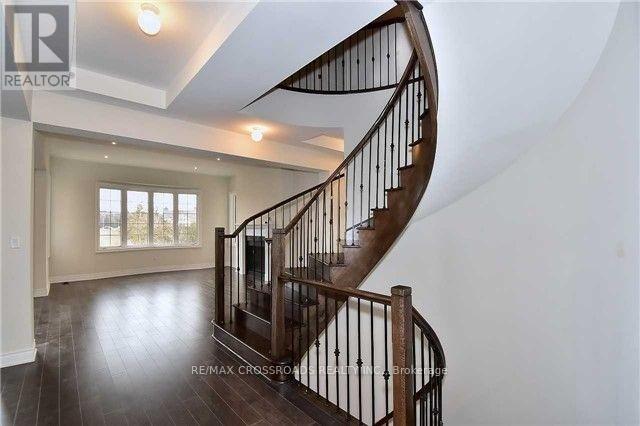 776 Harry Douglas Street, Newmarket, Ontario  L3X 0J8 - Photo 11 - N13686078