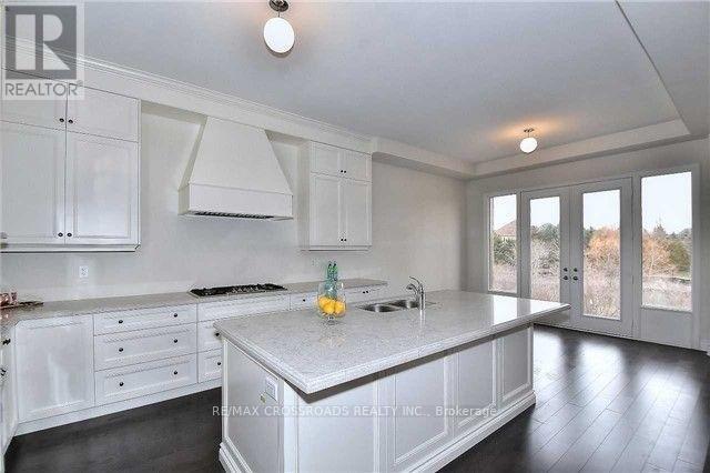 776 Harry Douglas Street, Newmarket, Ontario  L3X 0J8 - Photo 7 - N13686078