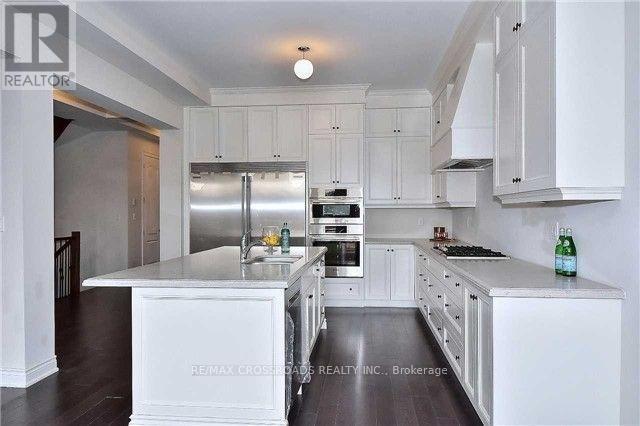 776 Harry Douglas Street, Newmarket, Ontario  L3X 0J8 - Photo 8 - N13686078