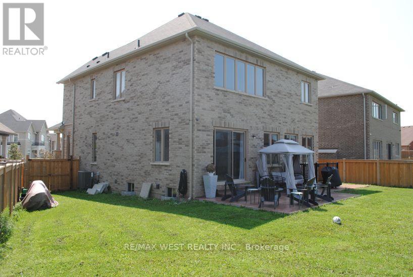 1807 Emberton Way, Innisfil, Ontario  L9S 0N4 - Photo 4 - N13686084