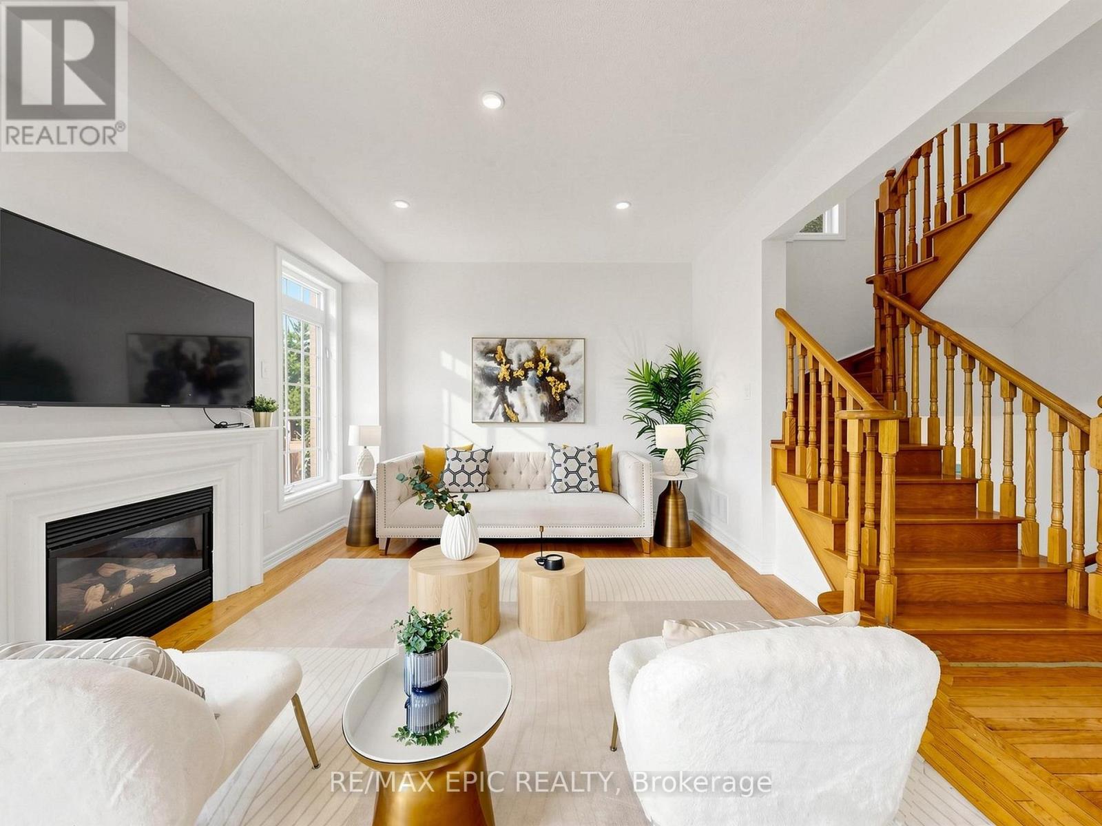 74 Dewpoint Road, Vaughan, Ontario  L4J 9E1 - Photo 13 - N13686124