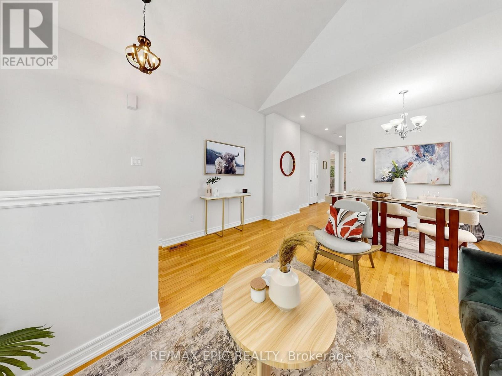 74 Dewpoint Road, Vaughan, Ontario  L4J 9E1 - Photo 5 - N13686124