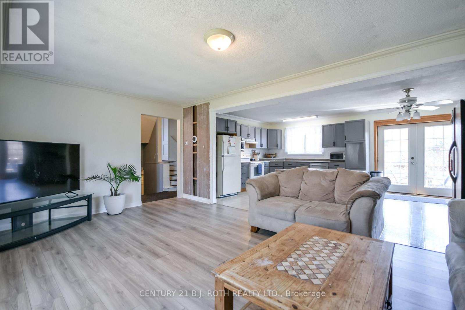 3039 Poplar Road, Innisfil, Ontario  L9S 2J9 - Photo 7 - N13686180
