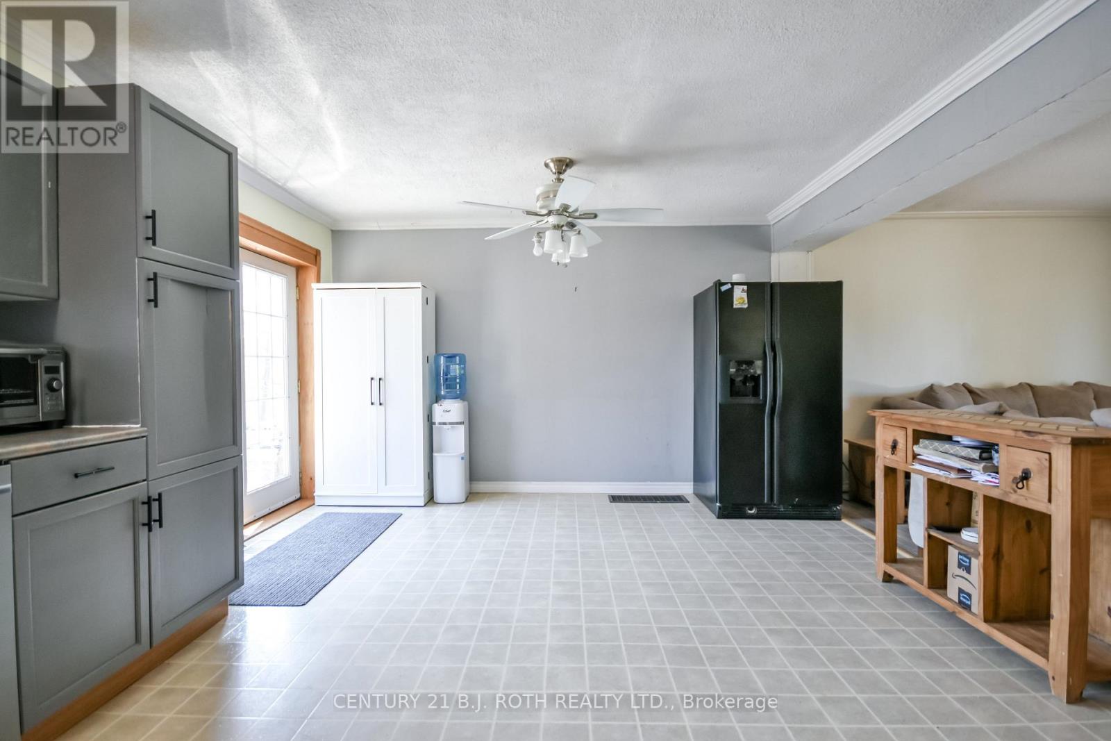 3039 Poplar Road, Innisfil, Ontario  L9S 2J9 - Photo 9 - N13686180