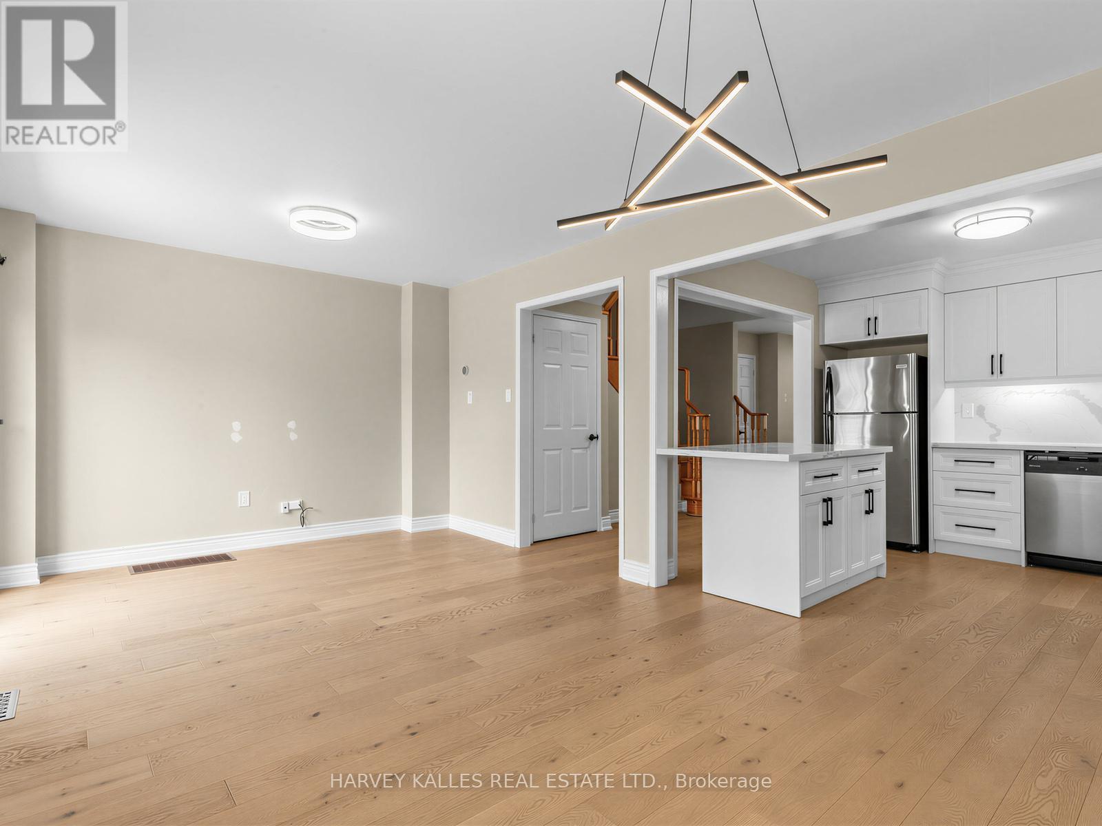 40 Blackthorn Drive, Vaughan, Ontario  L6A 3N5 - Photo 9 - N13686212