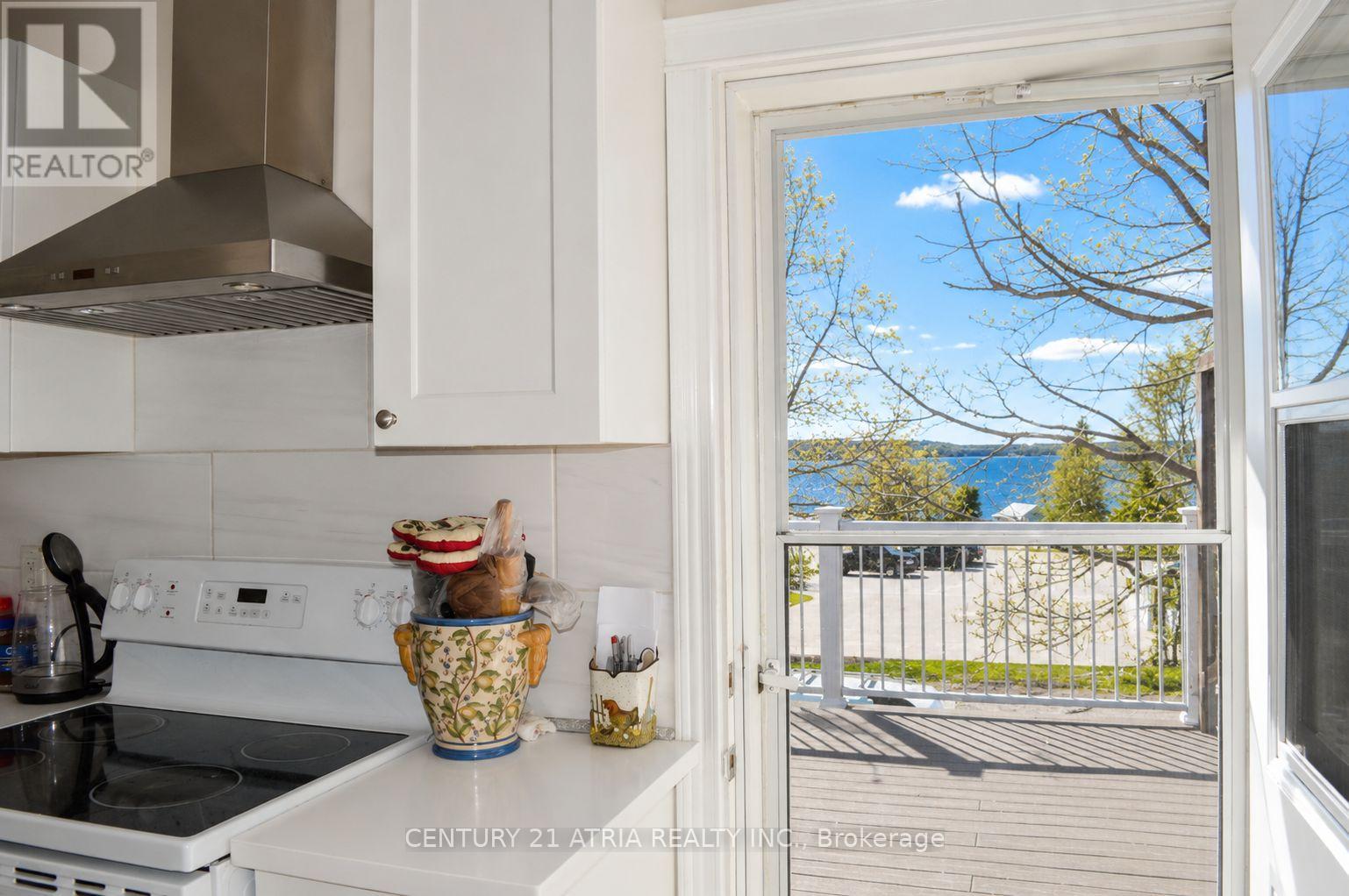 172 William Street, Tay, Ontario  L0K 2A0 - Photo 6 - S13686108