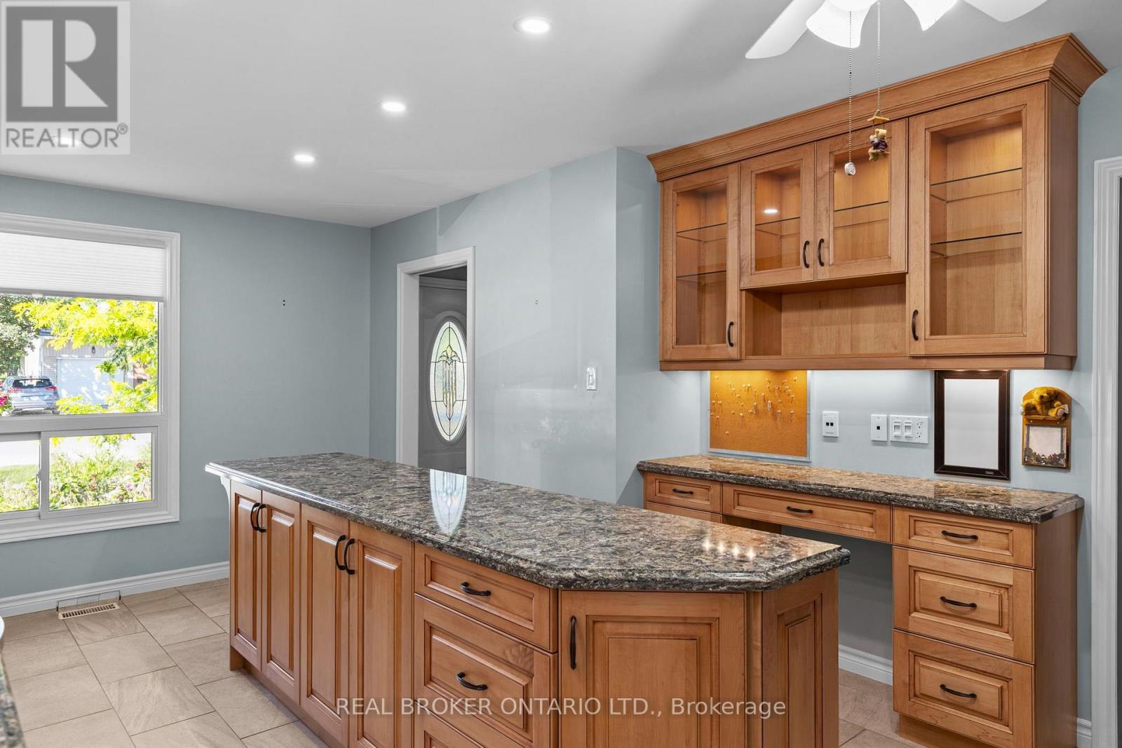 26 Carlton Street, Orillia, Ontario  L3V 6S7 - Photo 12 - S13686210